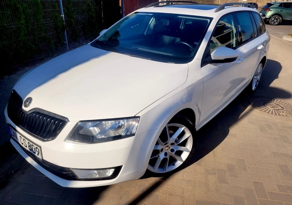 Skoda Octavia cena 37900 przebieg: 270493, rok produkcji 2014 z Lubień Kujawski małe 211